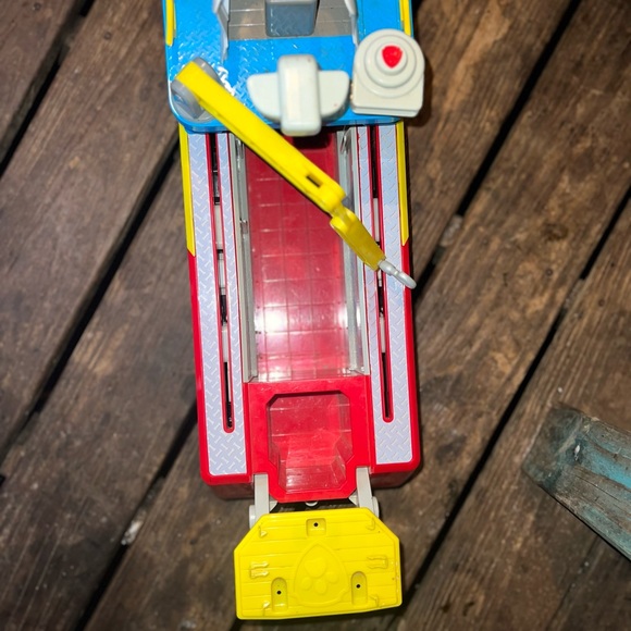 Boat - Picture 4 of 5